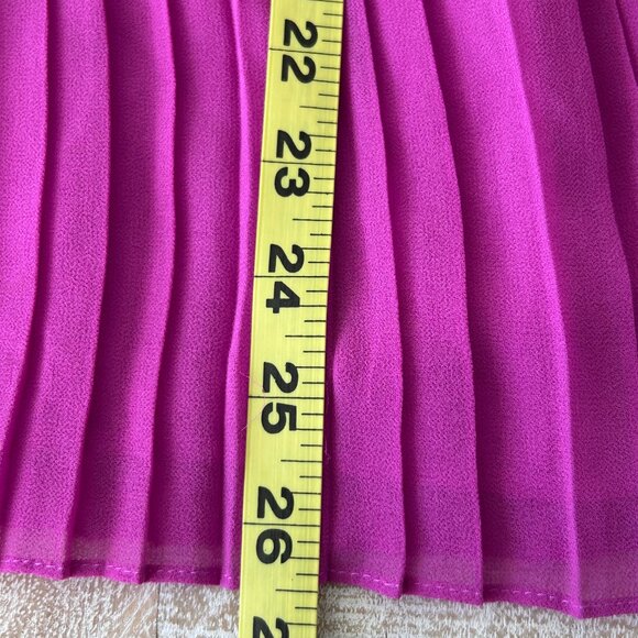 Halogen Magenta/Pink pleated chiffon sleeveless round neck Blouse/Top Large NWT - Picture 6 of 9